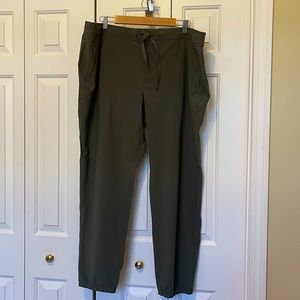 Eddie Bauer Joggers, XXL